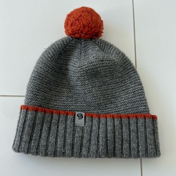 mountain hardware gray beanie orange pom pom wool hat - Picture 1 of 2
